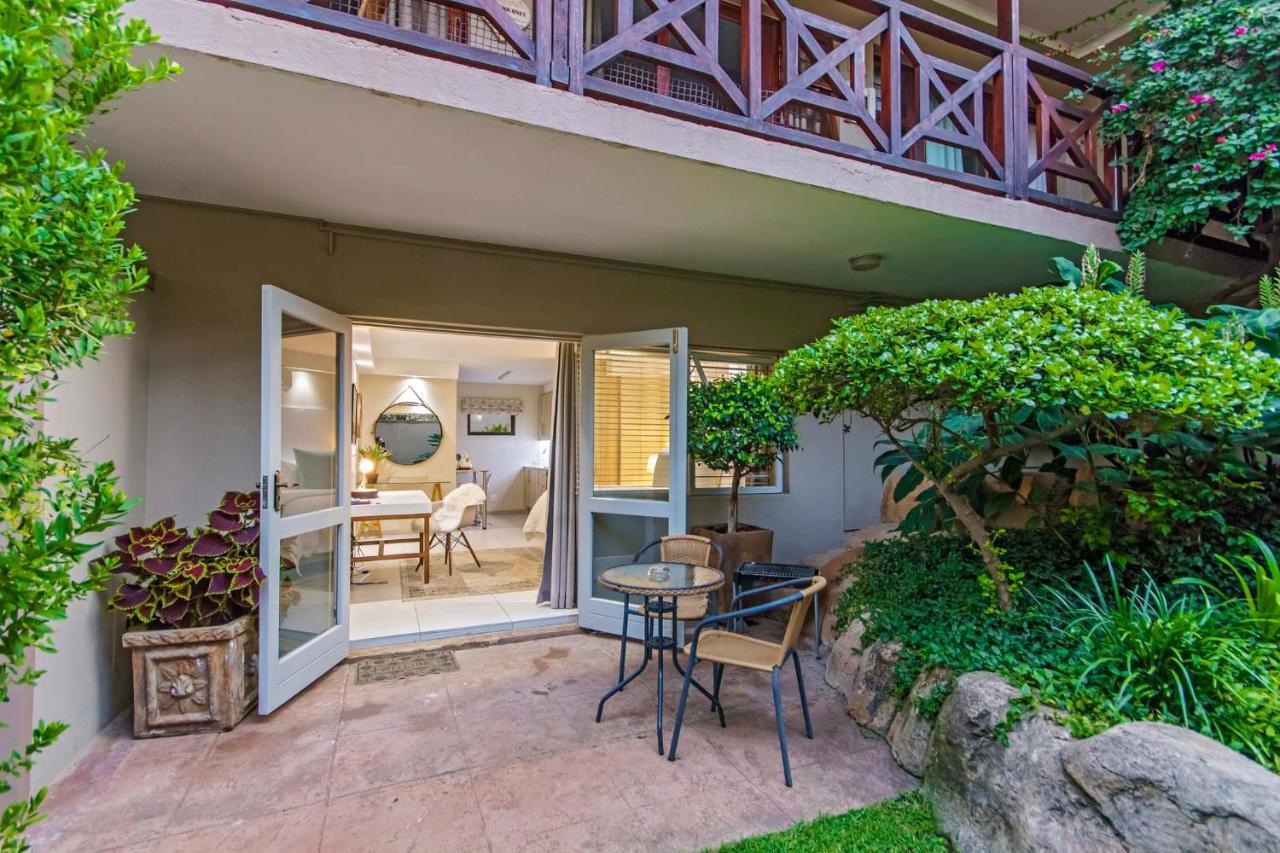 Dunton Guest House ヨハネスブルグ エクステリア 写真